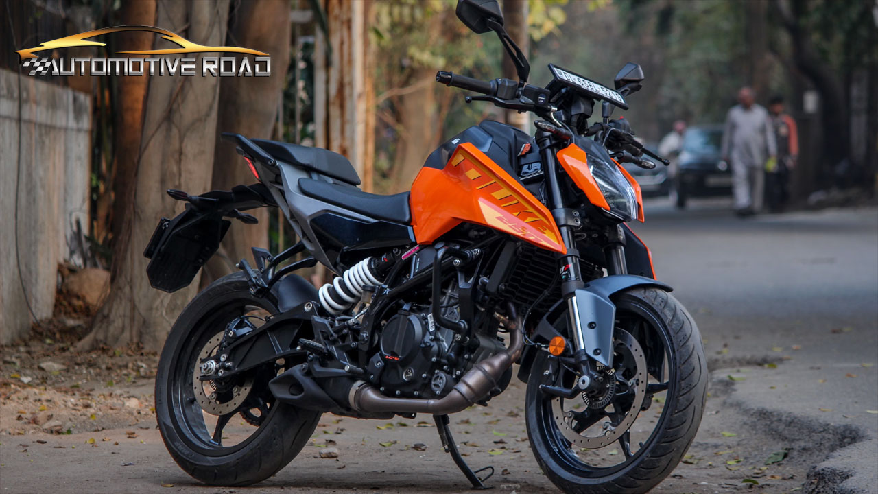 KTM Duke 250 2024: Desain Agresif, Performa Gahar yang Bikin Ngebut di Jalan